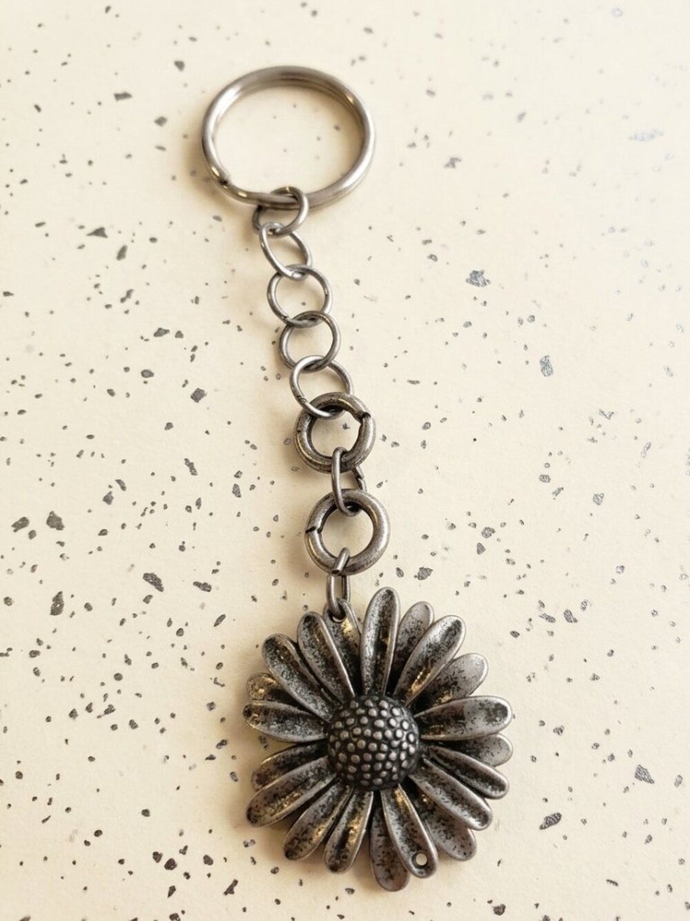 Silver Tone Daisy Flower Keychain | Floral Bag Charm Accessory